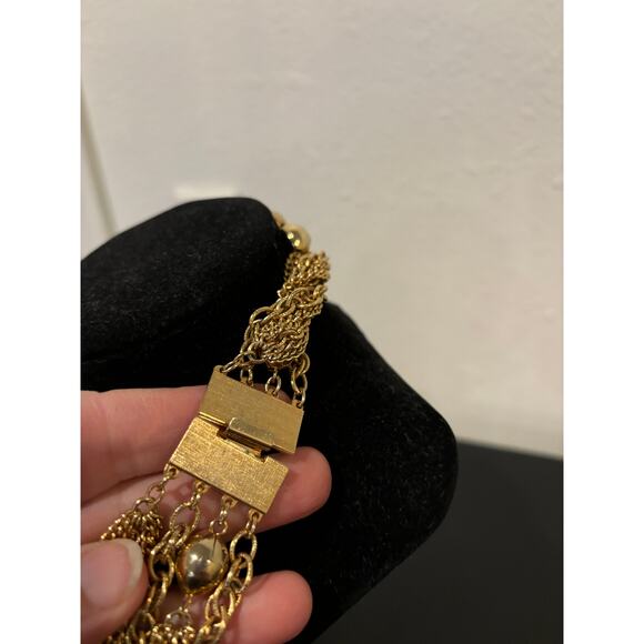 Vintage 60's Chunky Gold Tone Necklace Earrings Set Runway Bold Multi Chains - Picture 8 of 9